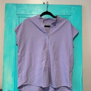 FIGS SCRUB Women's Lavender Top (2 Pocket Design)